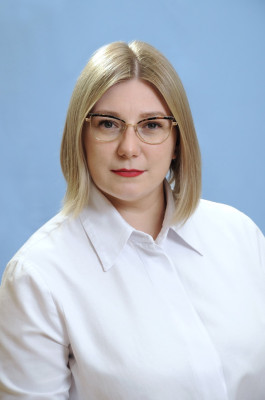 Заместитель заведующего по ВО и МР Хотенова Татьяна Валерьевна